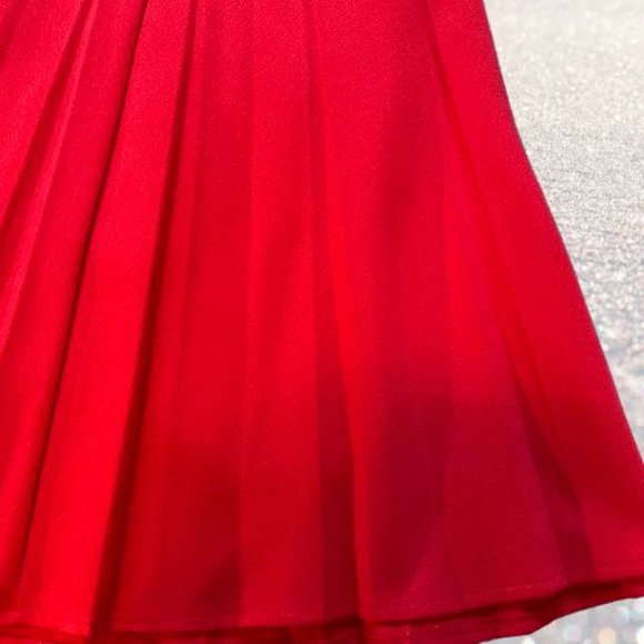 Pleated Wool Midi-Skirt - Picture 2 of 2